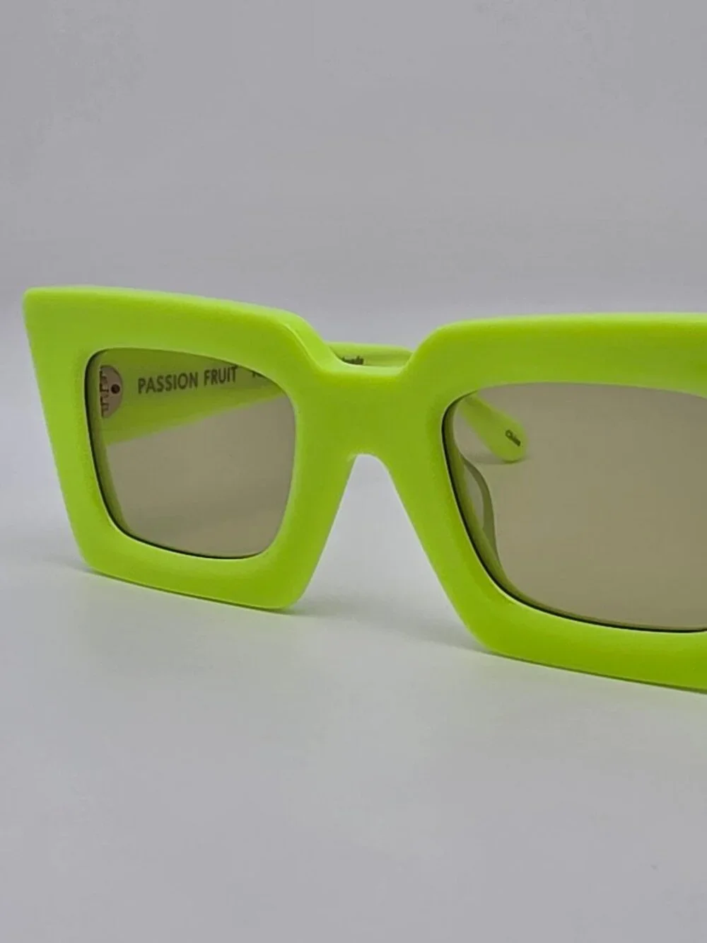 Apercu x Avry Passion Fruit First Edition Neon Green Frame Green Lens Sungalsses